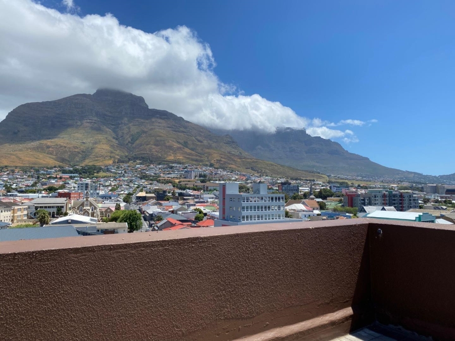 To Let 1 Bedroom Property for Rent in Woodstock Western Cape